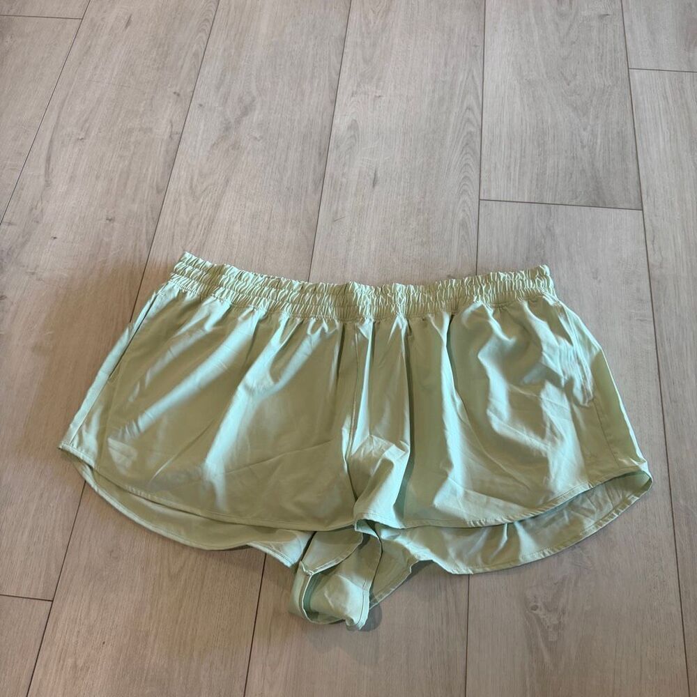 Offline women shorts size xxL